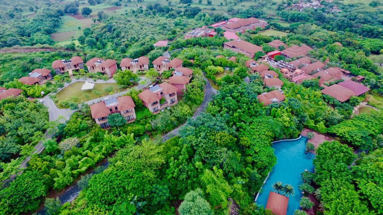 The Ananta Udaipur Hotel Екстериор снимка