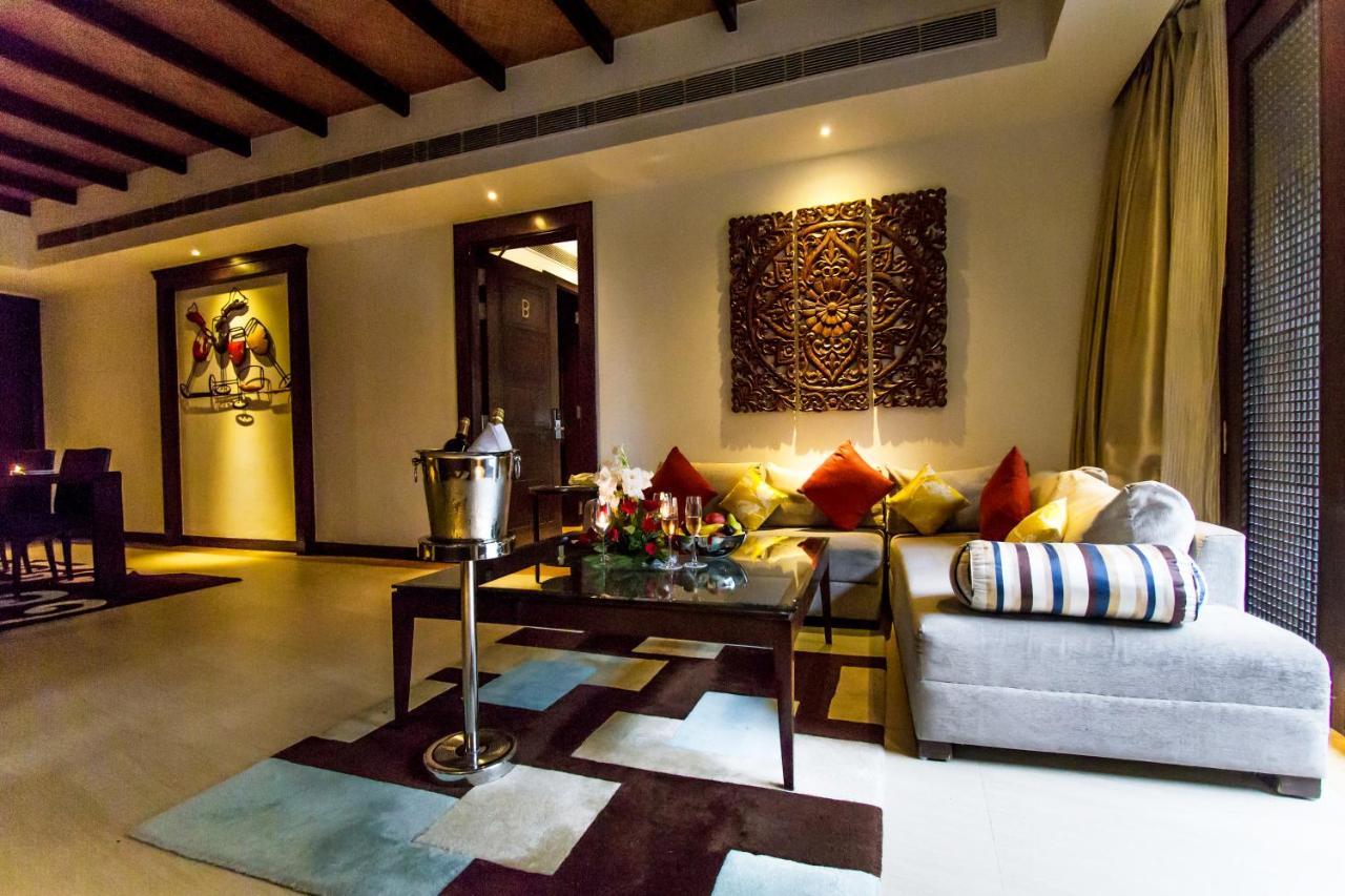 The Ananta Udaipur Hotel Екстериор снимка