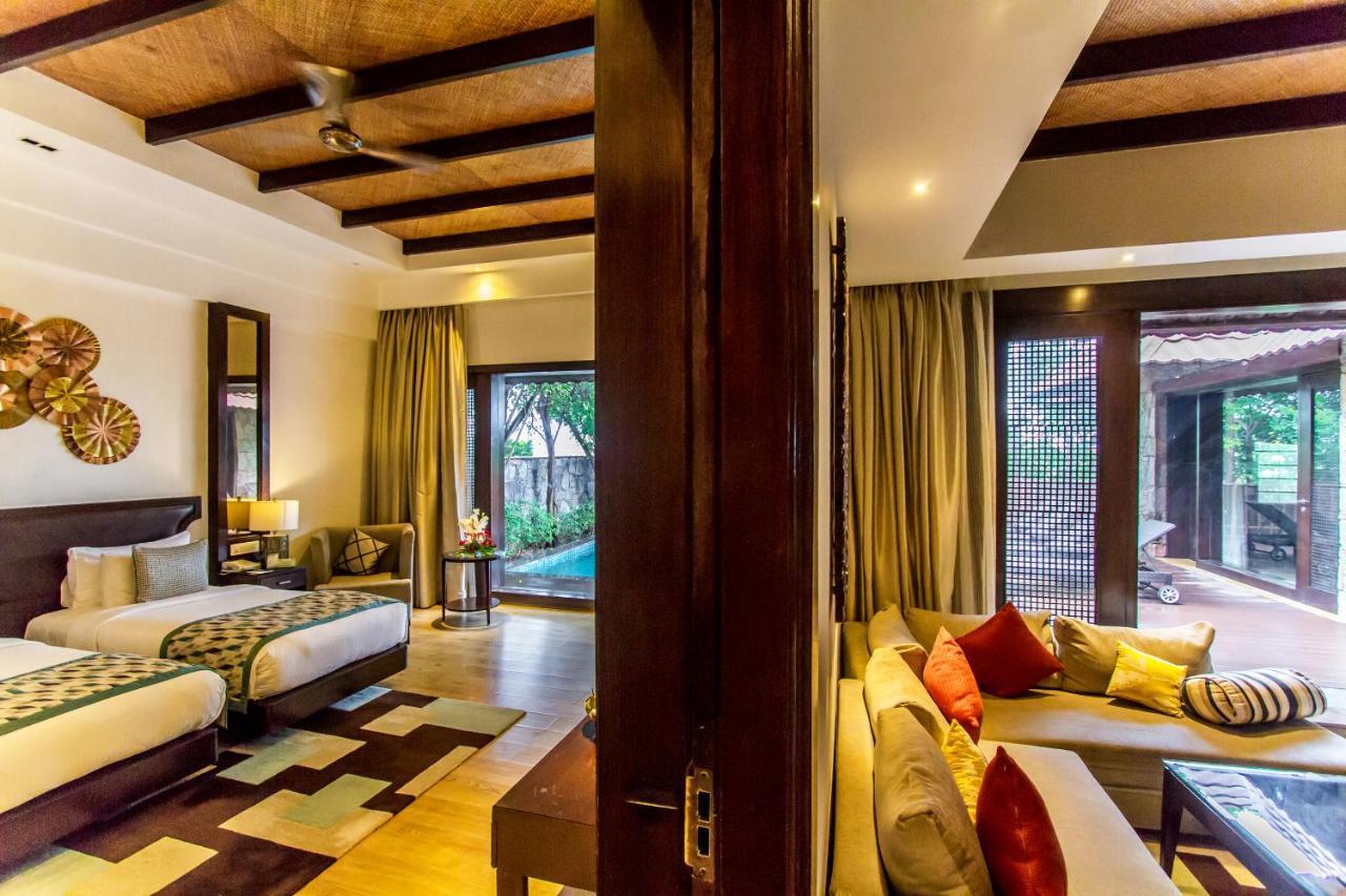 The Ananta Udaipur Hotel Екстериор снимка