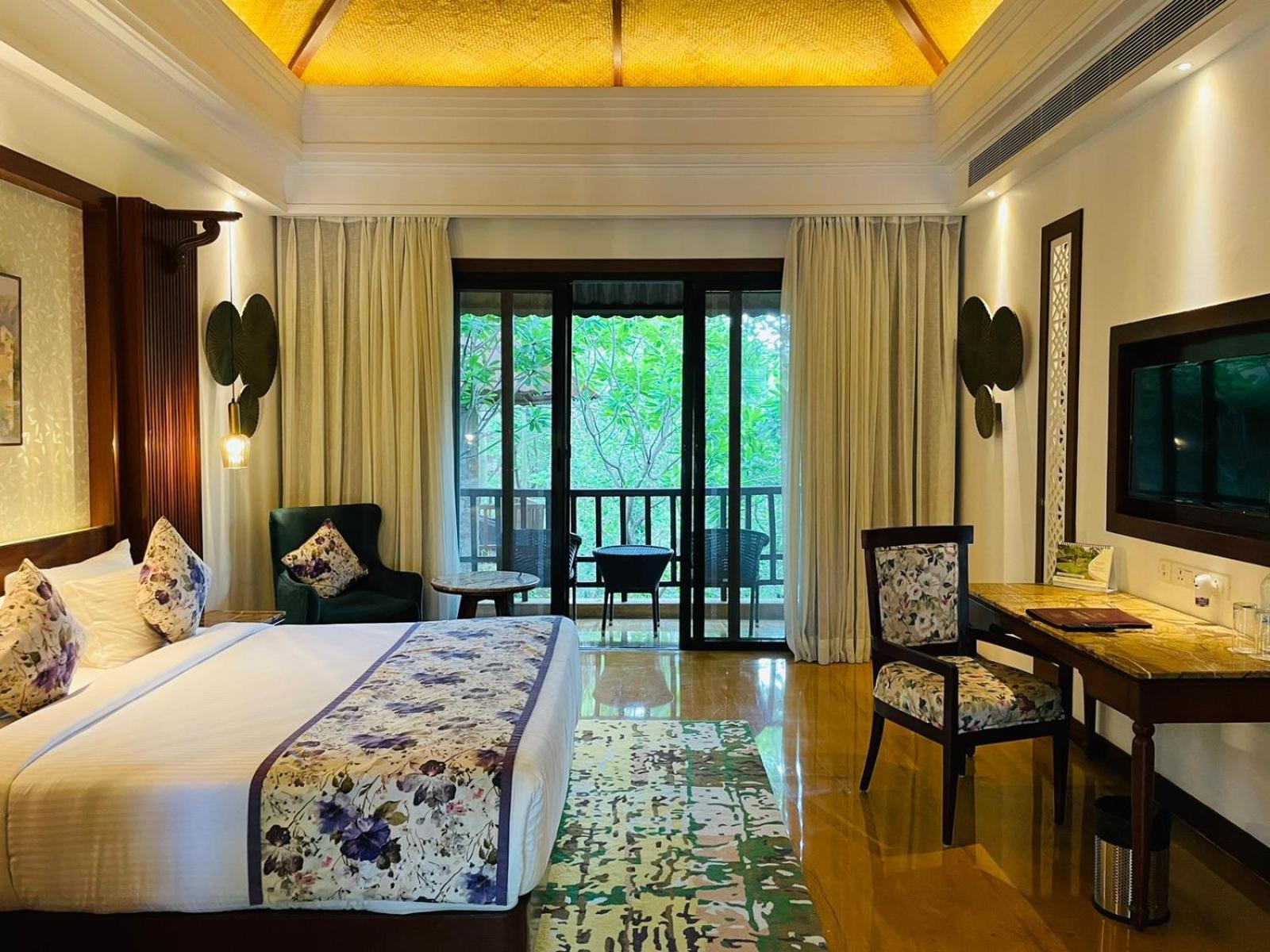 The Ananta Udaipur Hotel Екстериор снимка